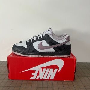 Nike Dunk Low ‘Medium Ash Violet Snakeskin’